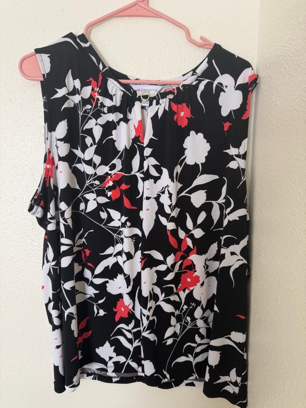 Liz Claiborne Black Floral Sleeveless Top with pink & White Print